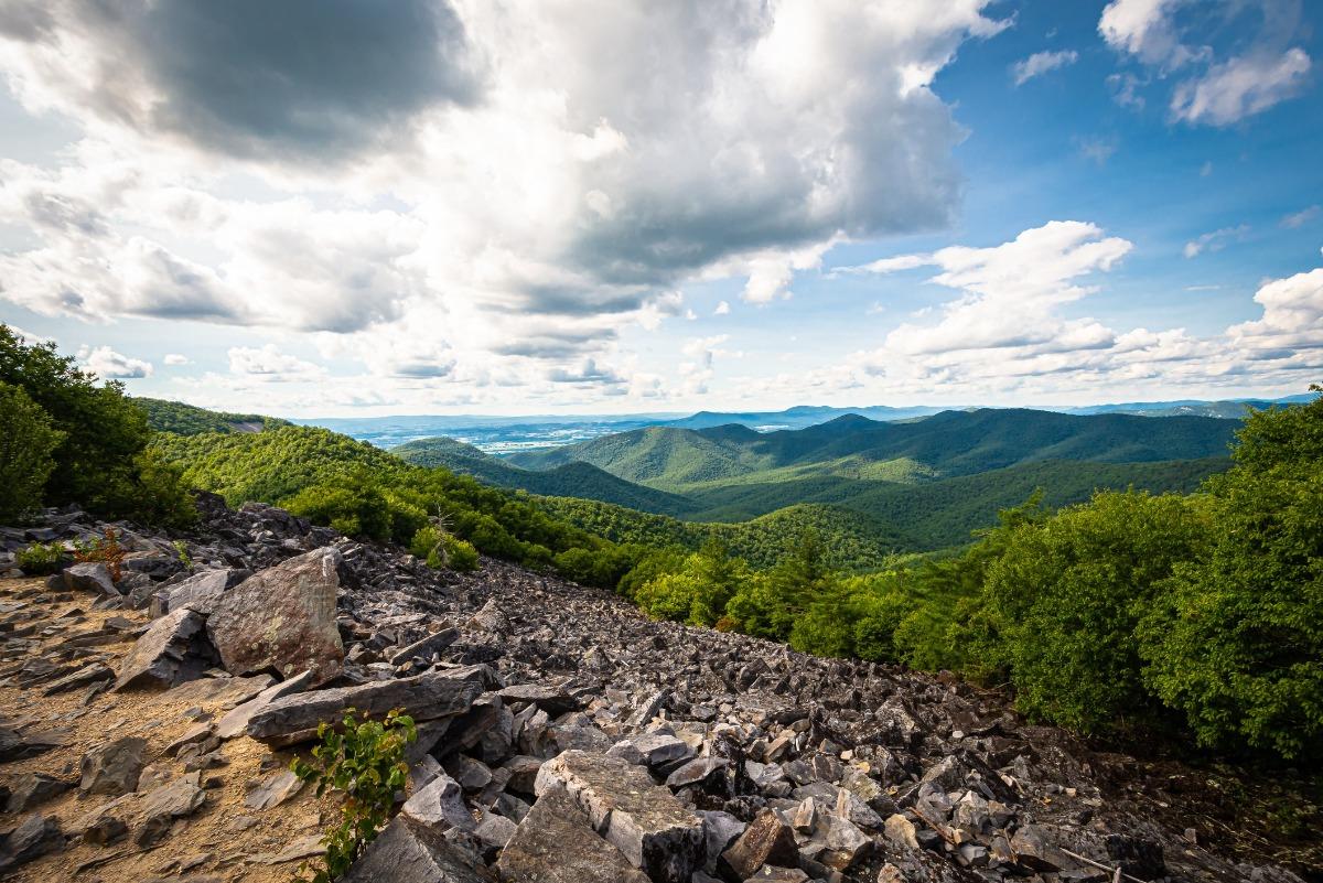 View of the Shenandoah Valley. Our McGaheysville vacation rentals are close to Shenandoah National Forest, and make it easy for you to enjoy the best that Virginia has to offer.